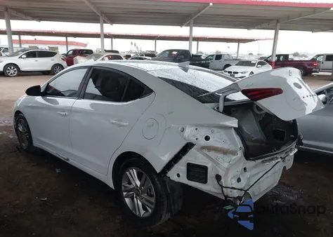 2019 Hyundai Elantra Sel z USA, uszkodzony, nr VIN 5NPD84LF4KH409013